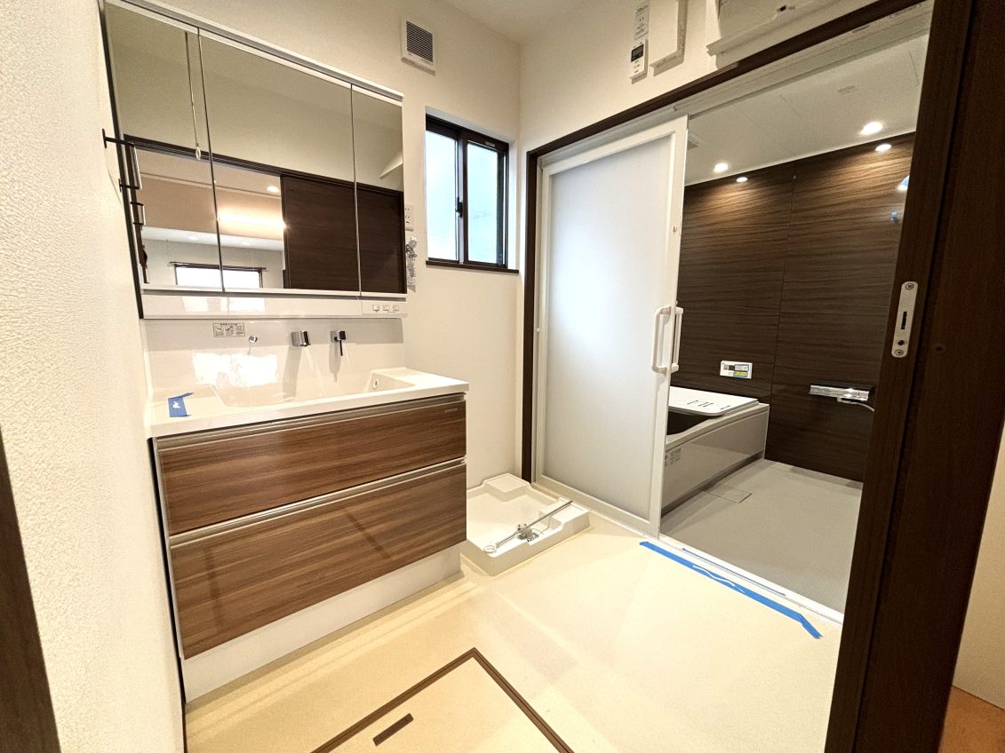 施工事例:木目天井が魅力の平屋で、ほっとする暮らし
