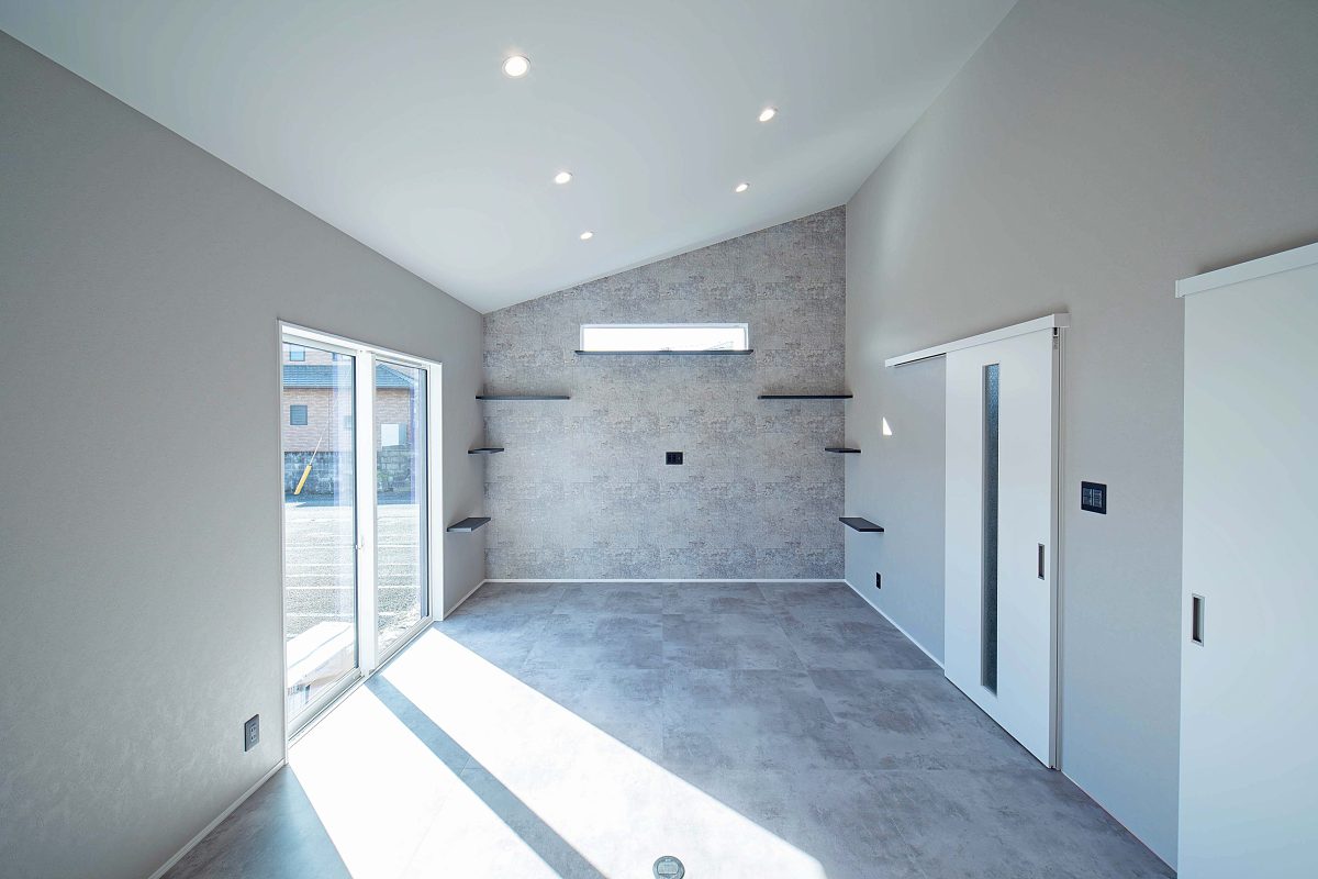 施工事例：上質なグレートーンが彩る、シックで美しいお家