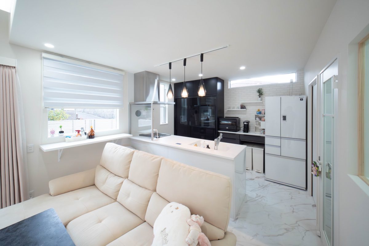 施工事例：日常に華やぎえを添える、シャンデリアのある暮らし