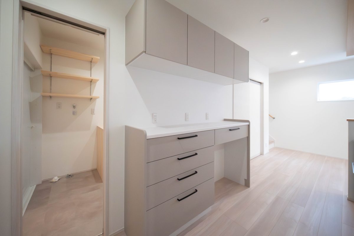 施工事例:明るいLDKを中心に広がる、整った暮らしのお家